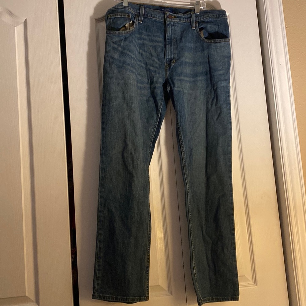 Arizona Jean Co women’s denim jeans w/ brown threading